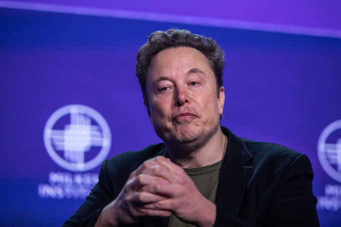 Elon Musk Declares: “Pride Flags Should Be Banned from Classrooms, Permanently!” — A Controversial Statement That Ignites Heated Debate Over Inclusivity in Education!