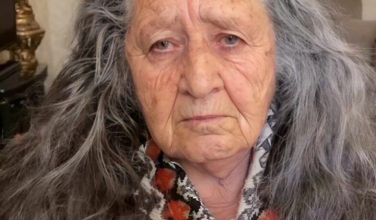 The magic of makeup had this grandmother in tears after her stunning transformation… Photos Here!