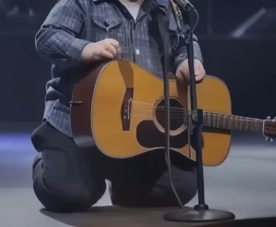 This is something the world has never seen before. When a 4-year-old boy began singing a song that’s been around for 50 years, the entire audience was left in awe.