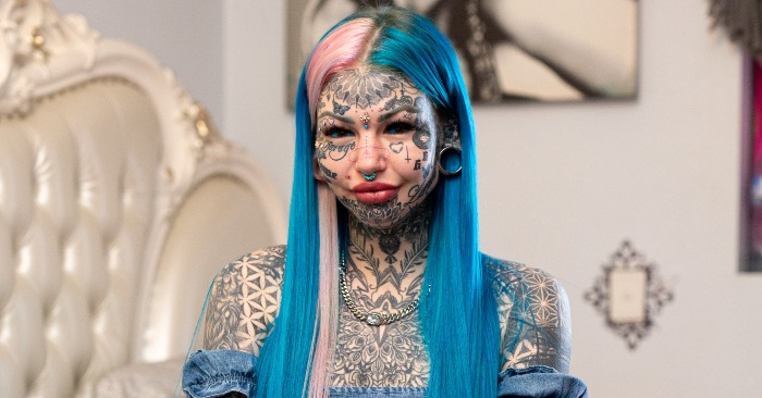 Fantastic beauty before tattoos!» This is what this unique girl looked like before her strange decision