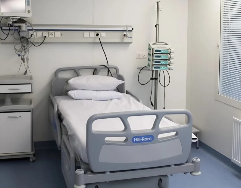 The doctors allowed the dog to enter the room to say goodbye to his owner – a few hours later, the nurse walked in and screamed in horror 3 Usa People The doctors allowed the dog to enter the room to say goodbye to his owner – a few hours later, the nurse walked in and screamed in horror