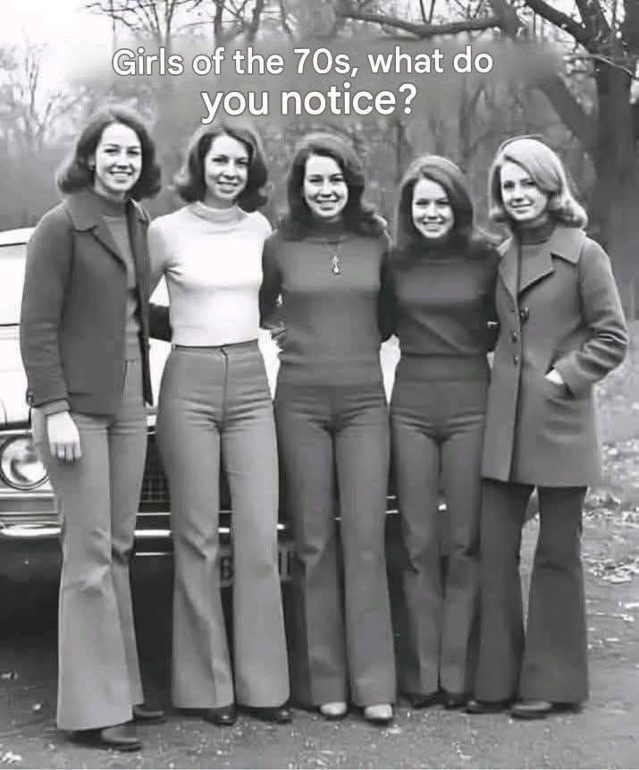 Girls in the 1970s What Detail Do You Notice First in This Vintage Photo