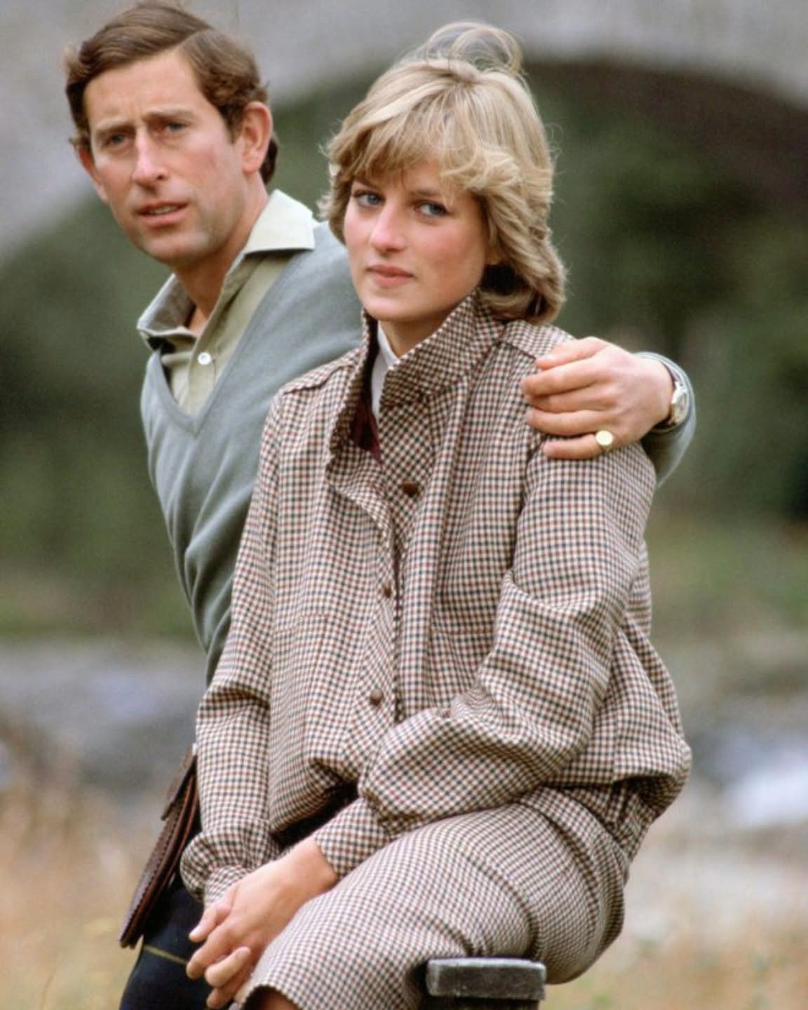 People Are Noticing a Strange Detail in This Old Photo of Princess Diana and King Charles