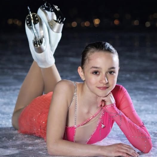 15-Year-Old Figure Skating Star Dies after she was struck by … See more