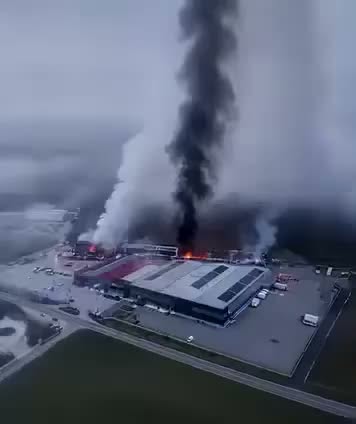 A few hours ago a big fire broke out in M… See more