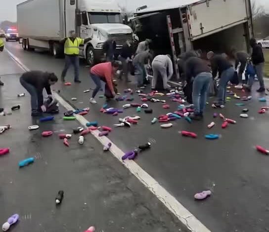 Serious Highway Crash Between Passenger Bus and Fuel Tanker Causes Major Travel Disruption